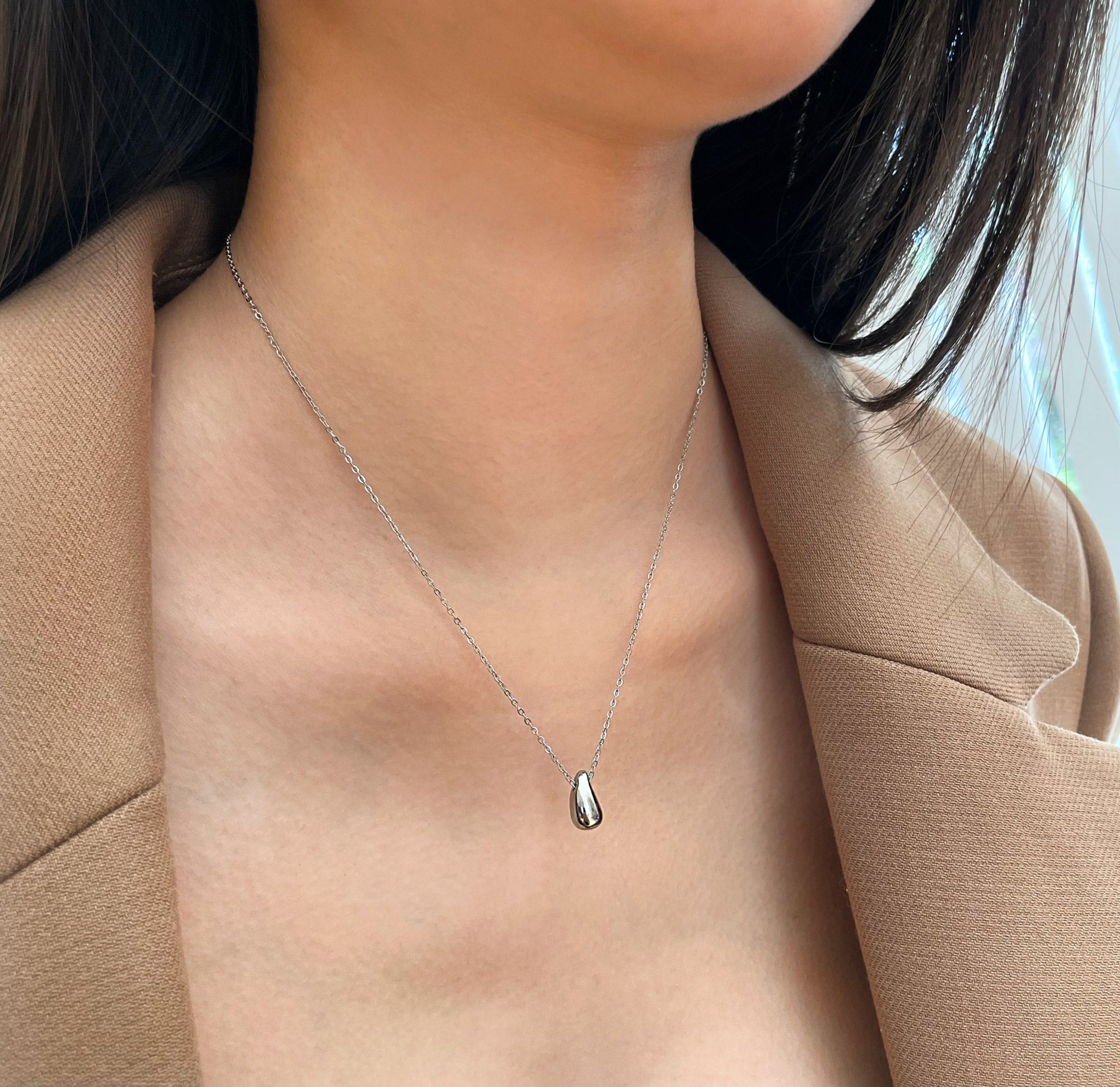 PENELOPE SILVER TEAR DROP PENDANT NECKLACE SAMPLE