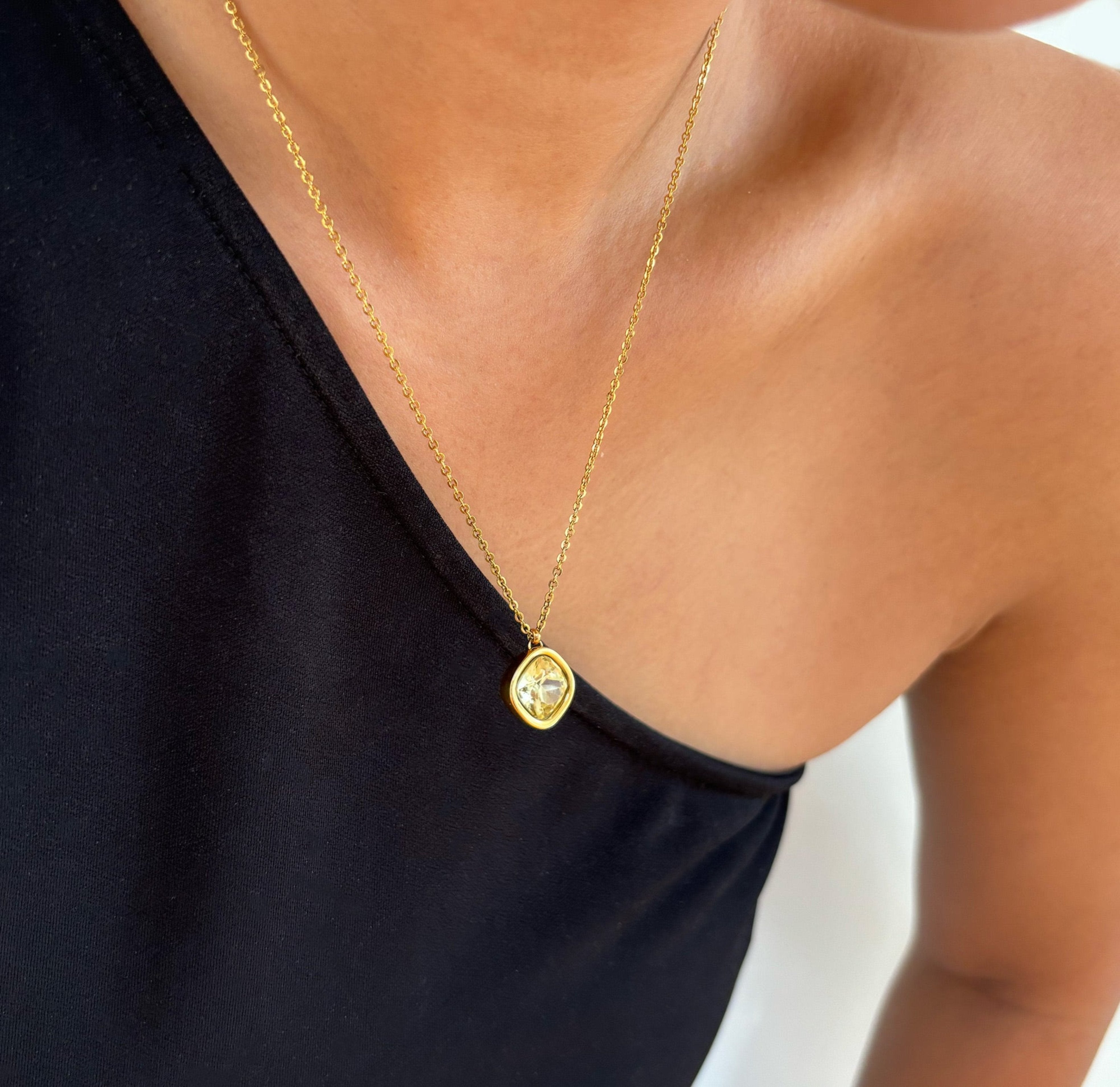 august peridot birthstone pendant necklace tarnish free jewelry