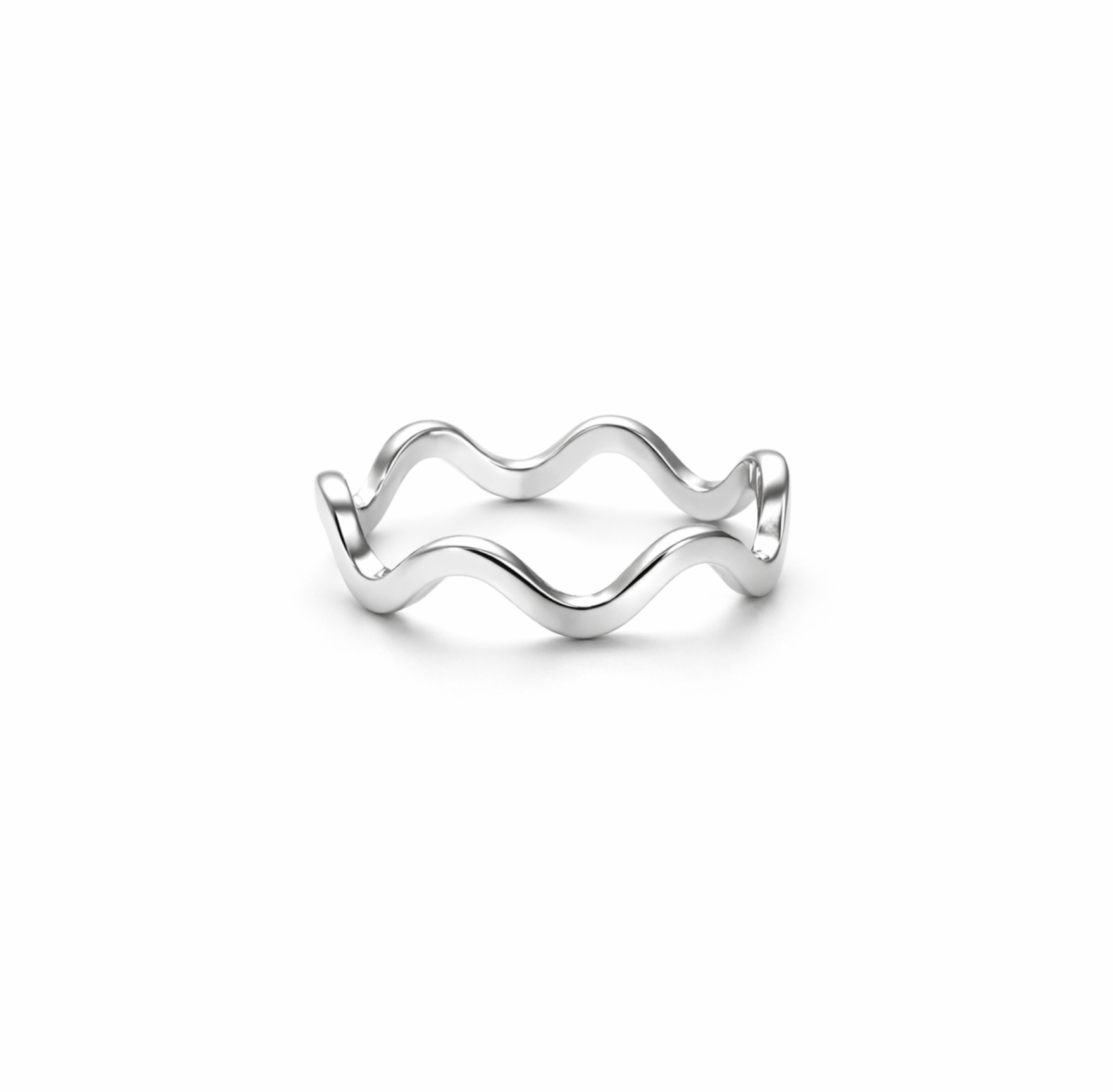 RAE DAINTY SILVER WAVY RING