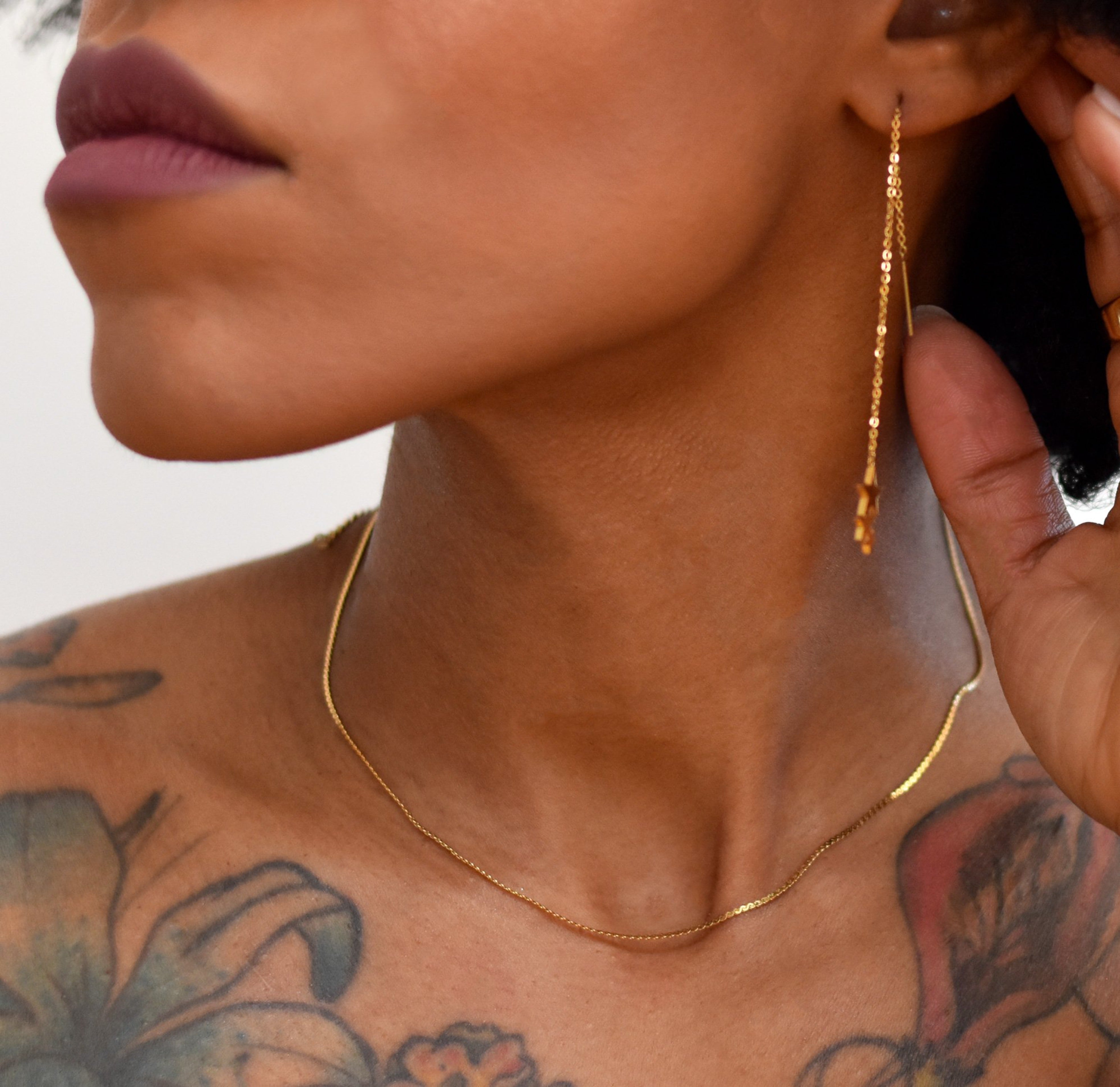 FAYE DAINTY THIN GOLD CHAIN NECKLACE - SAMPLE