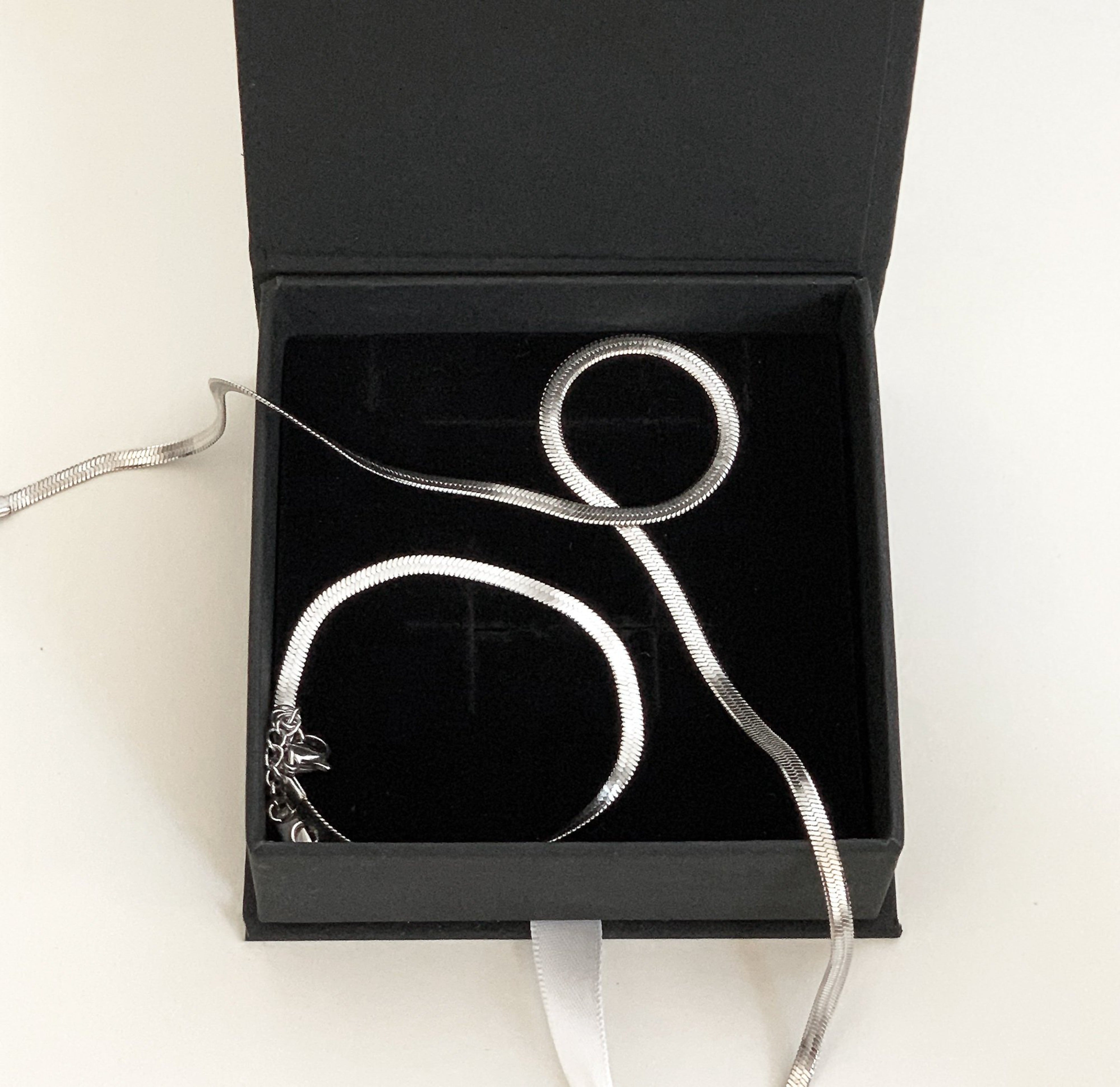 SILVER SNAKE CHAIN JEWELRY SET