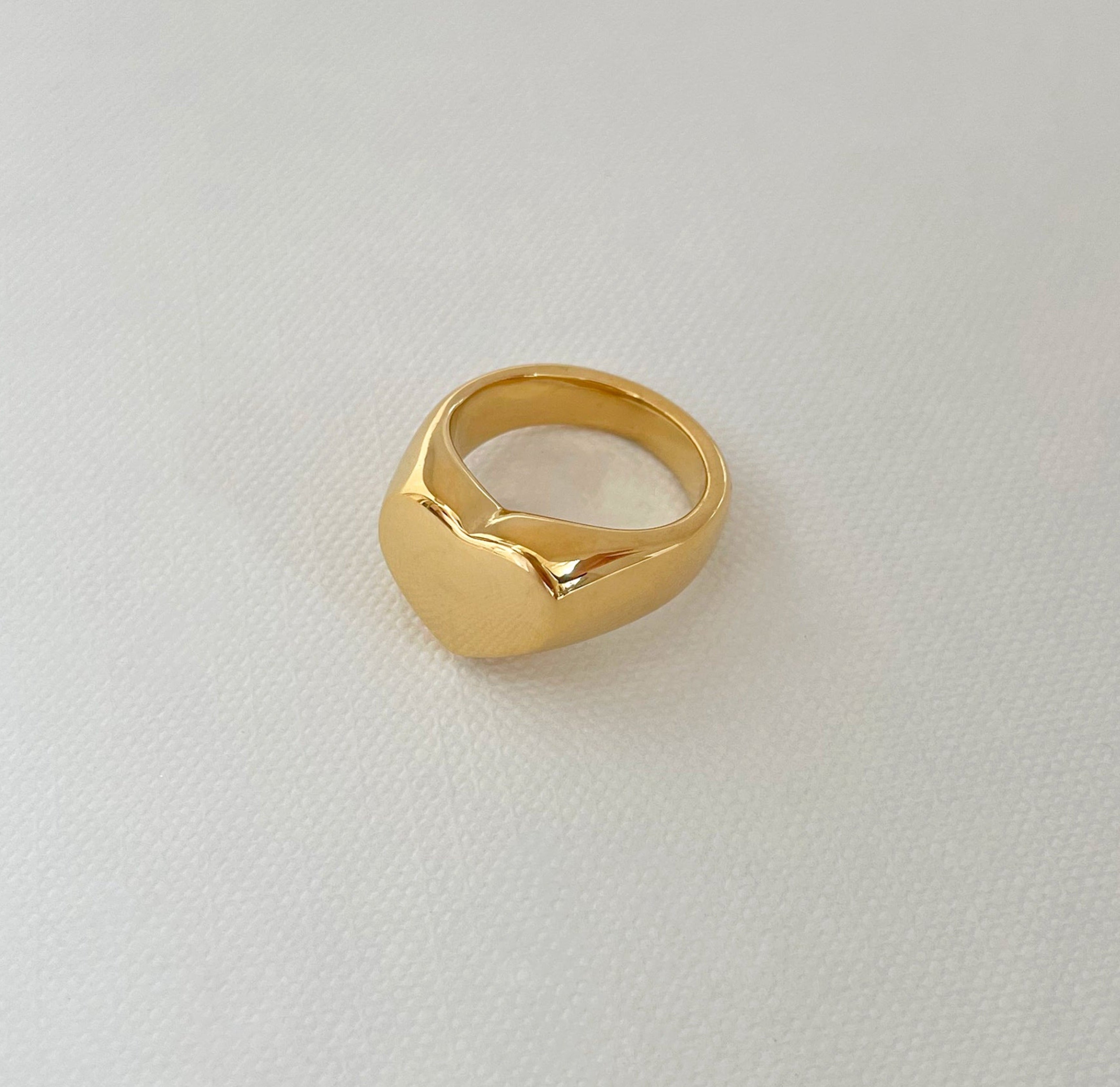 gold heart signet ring waterproof jewelry