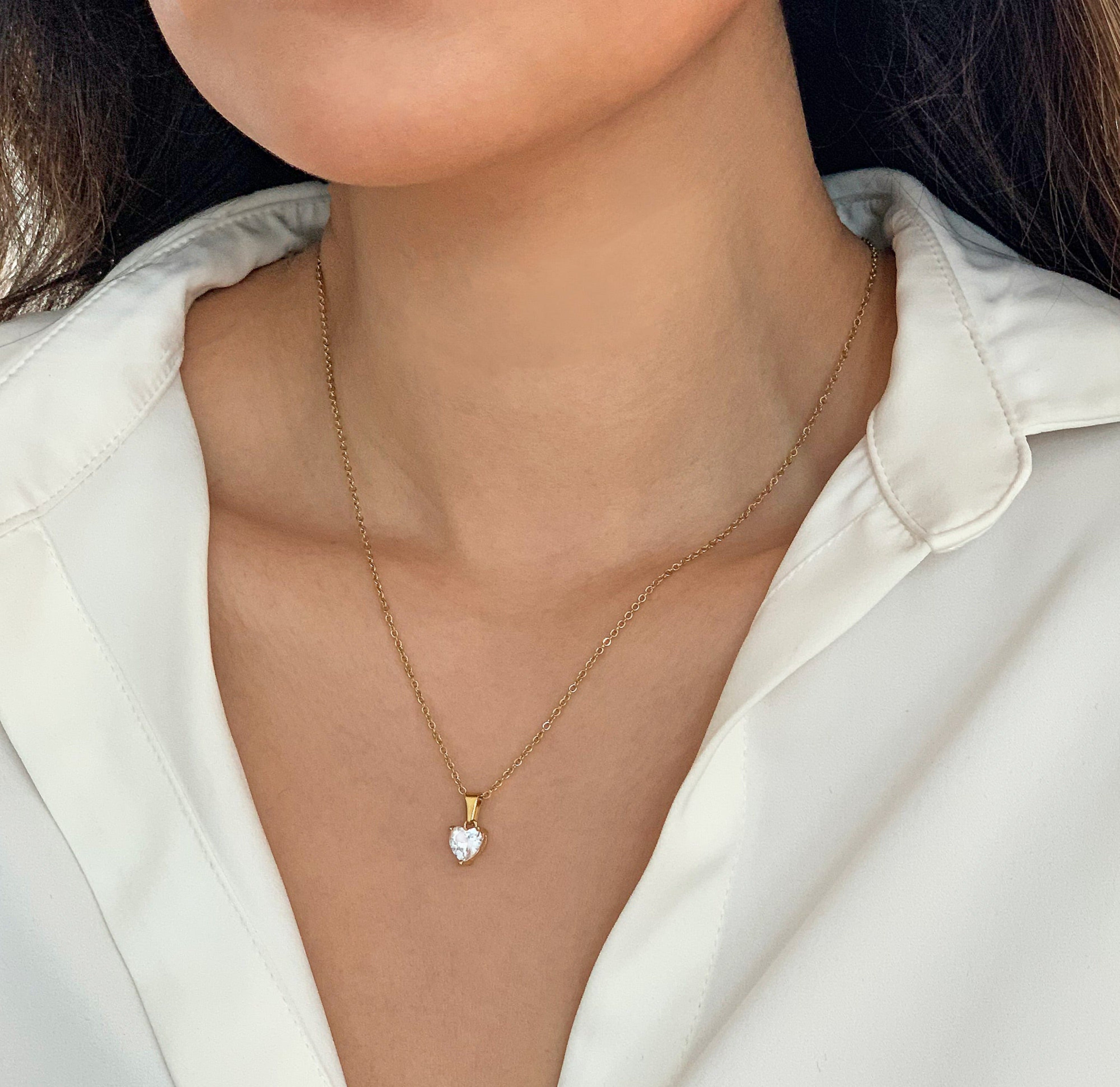 HEART DIAMOND PENDANT NECKLACE