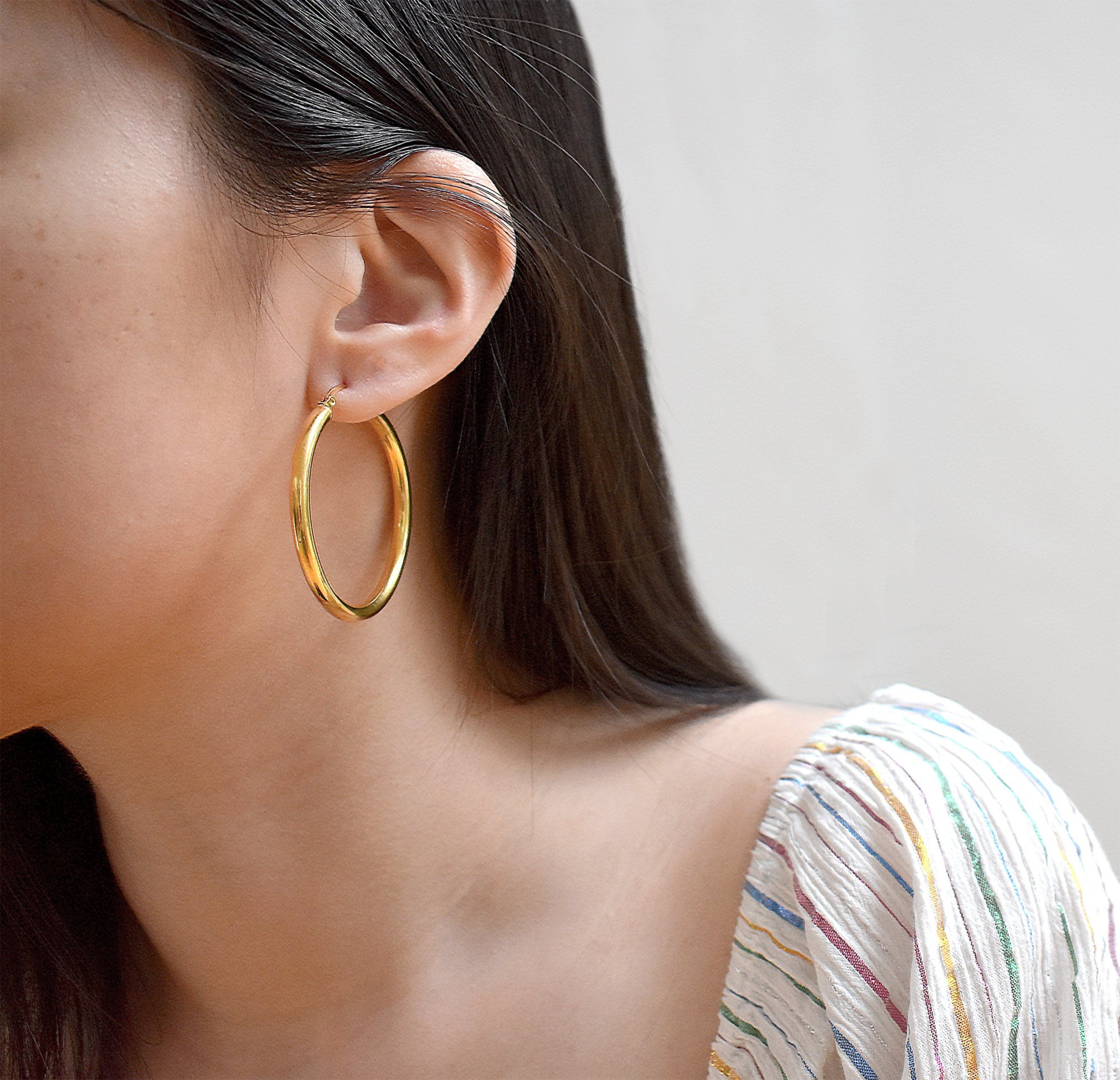 NIKKI LARGE GOLD HOOP EARRINGS - SAMPLE
