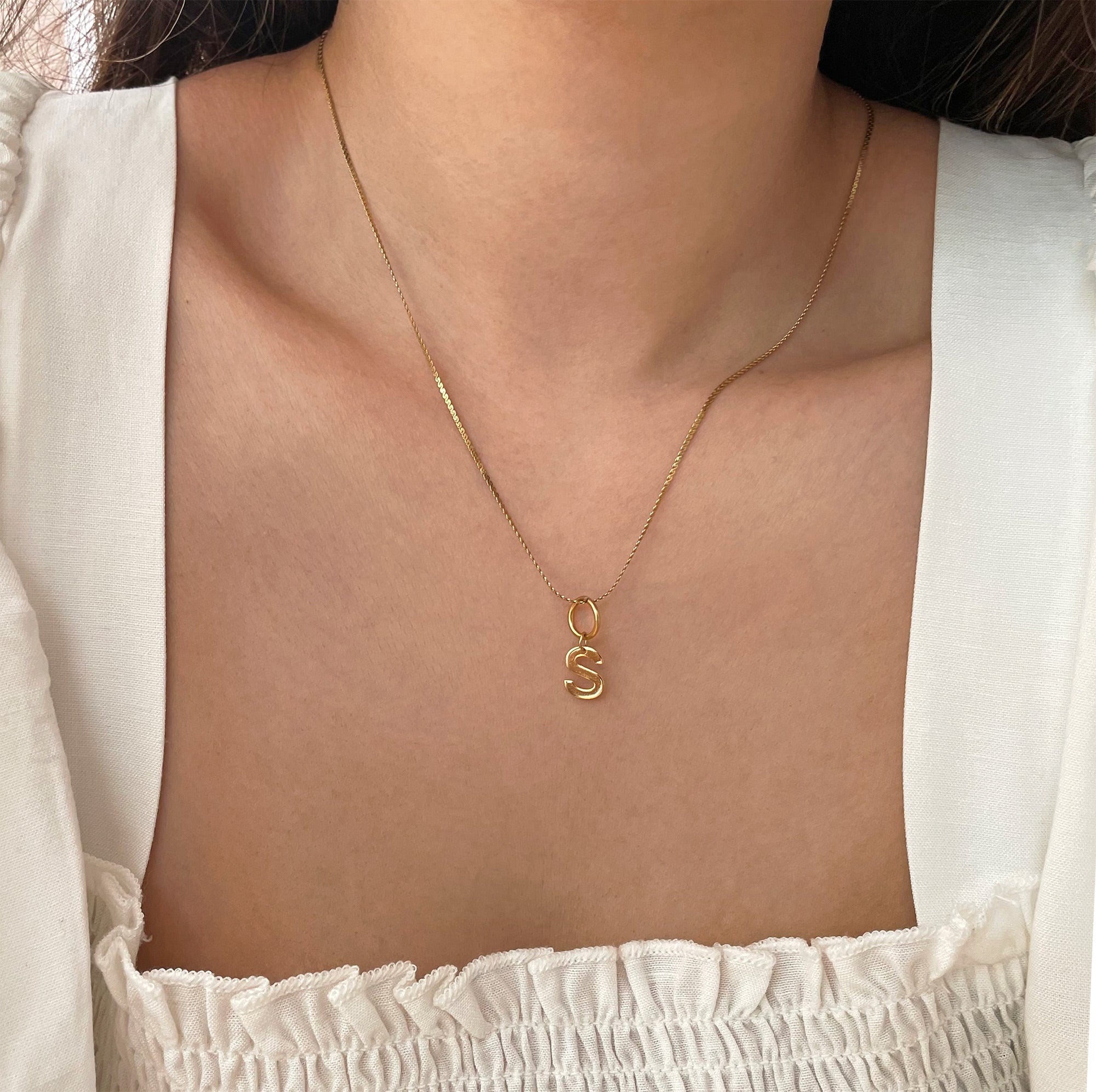 CLASSIC GOLD ALPHABET LETTER CHARM