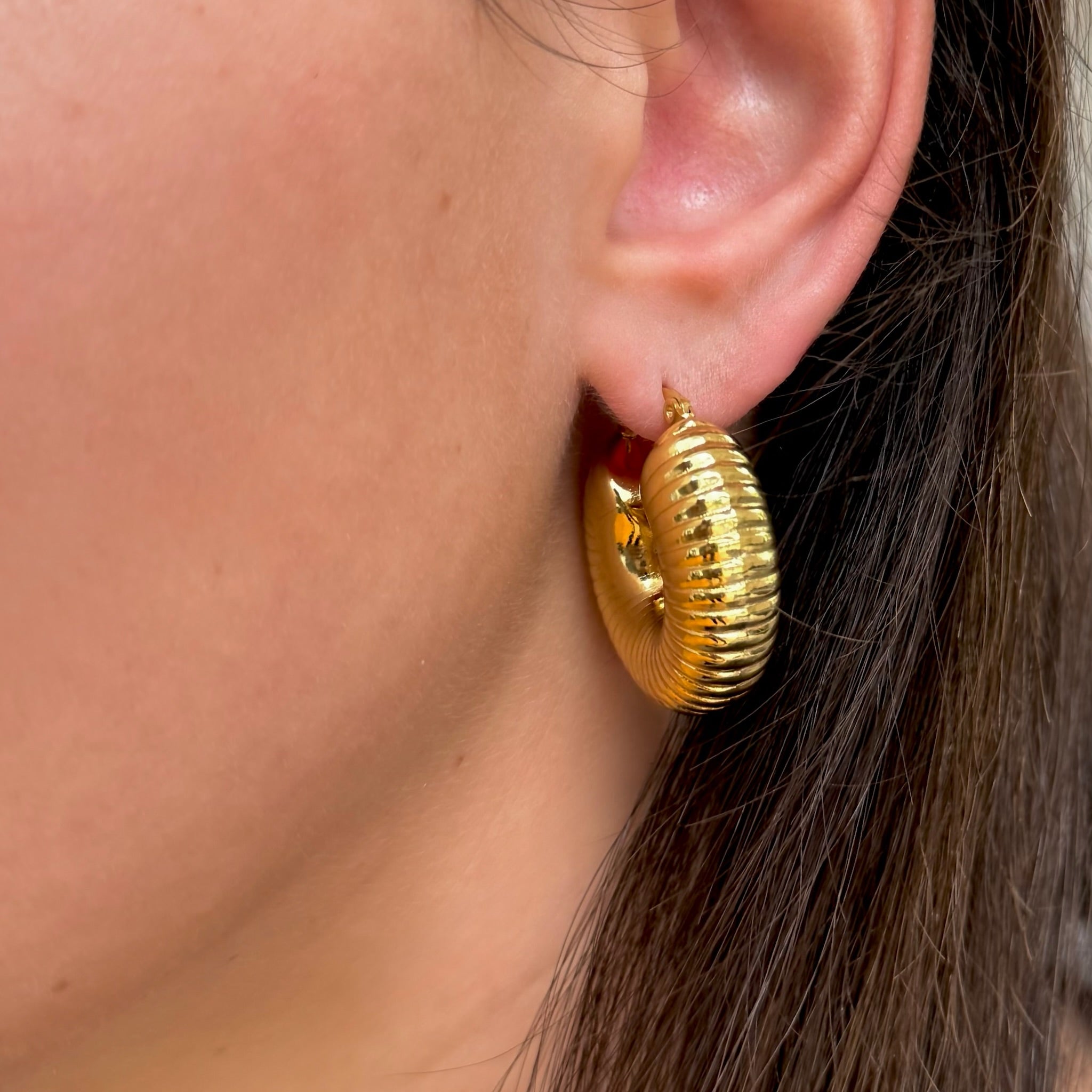 GOLD CHUNKY RIBBED HOOP EARRINGS SAMPLE