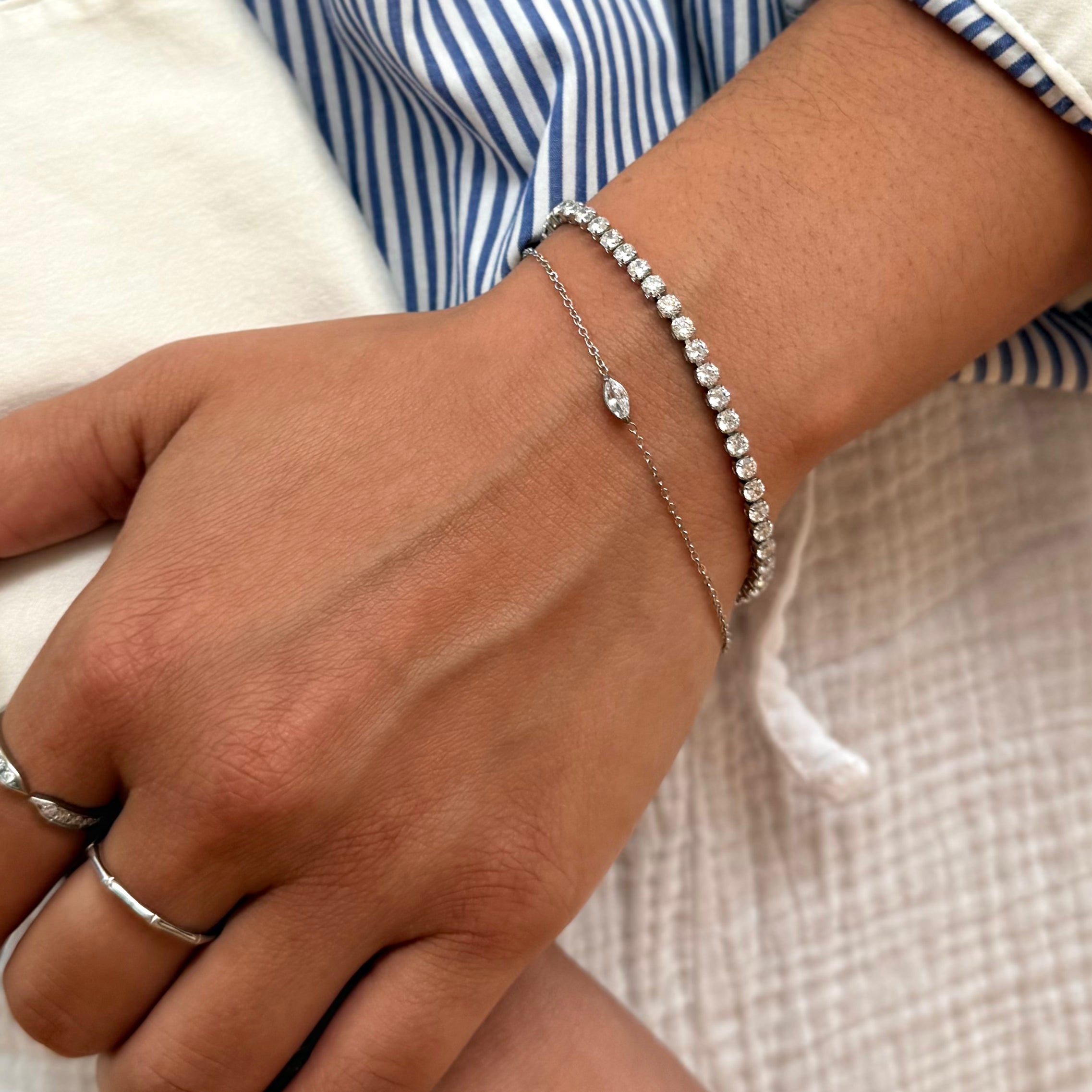 PHOEBE DAINTY SILVER MARQUISE PENDANT BRACELET