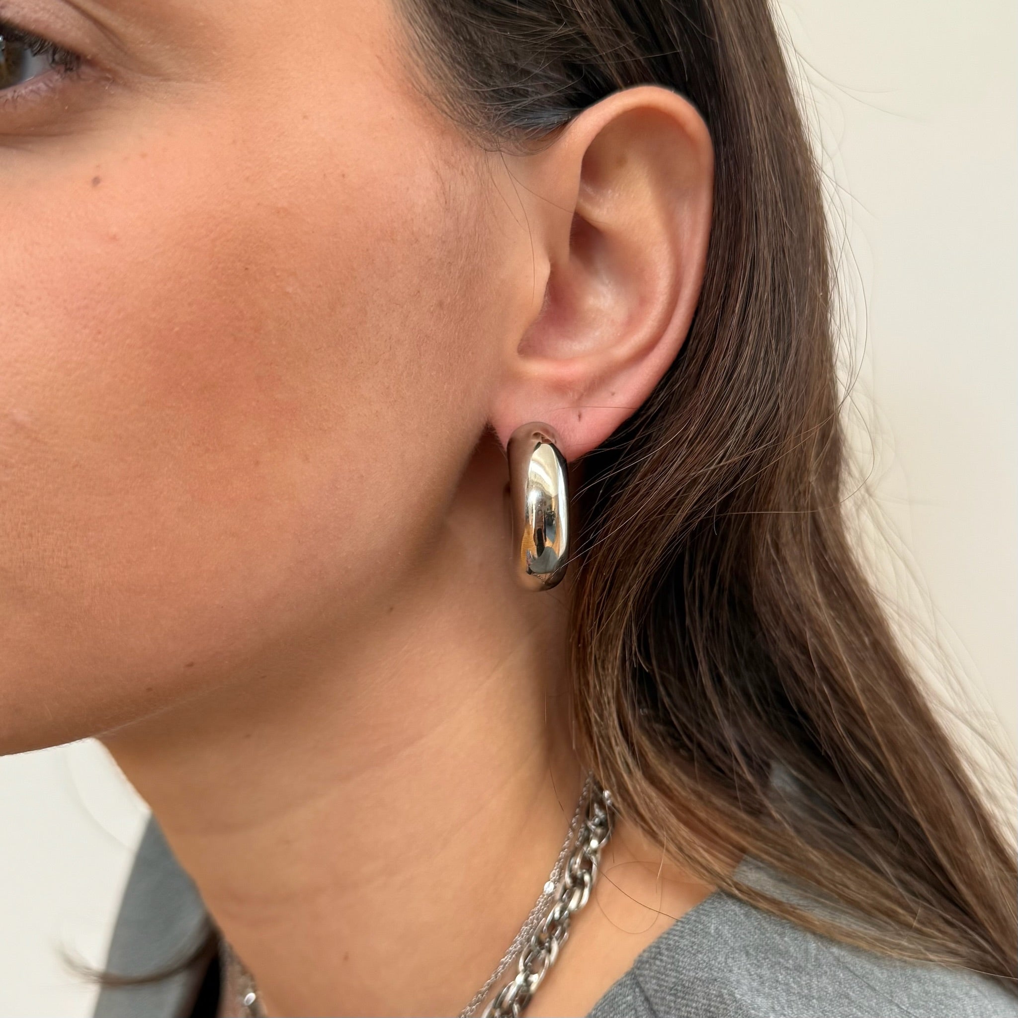 SILVER CHUNKY SMOOTH HOOP EARRINGS SAMPLE