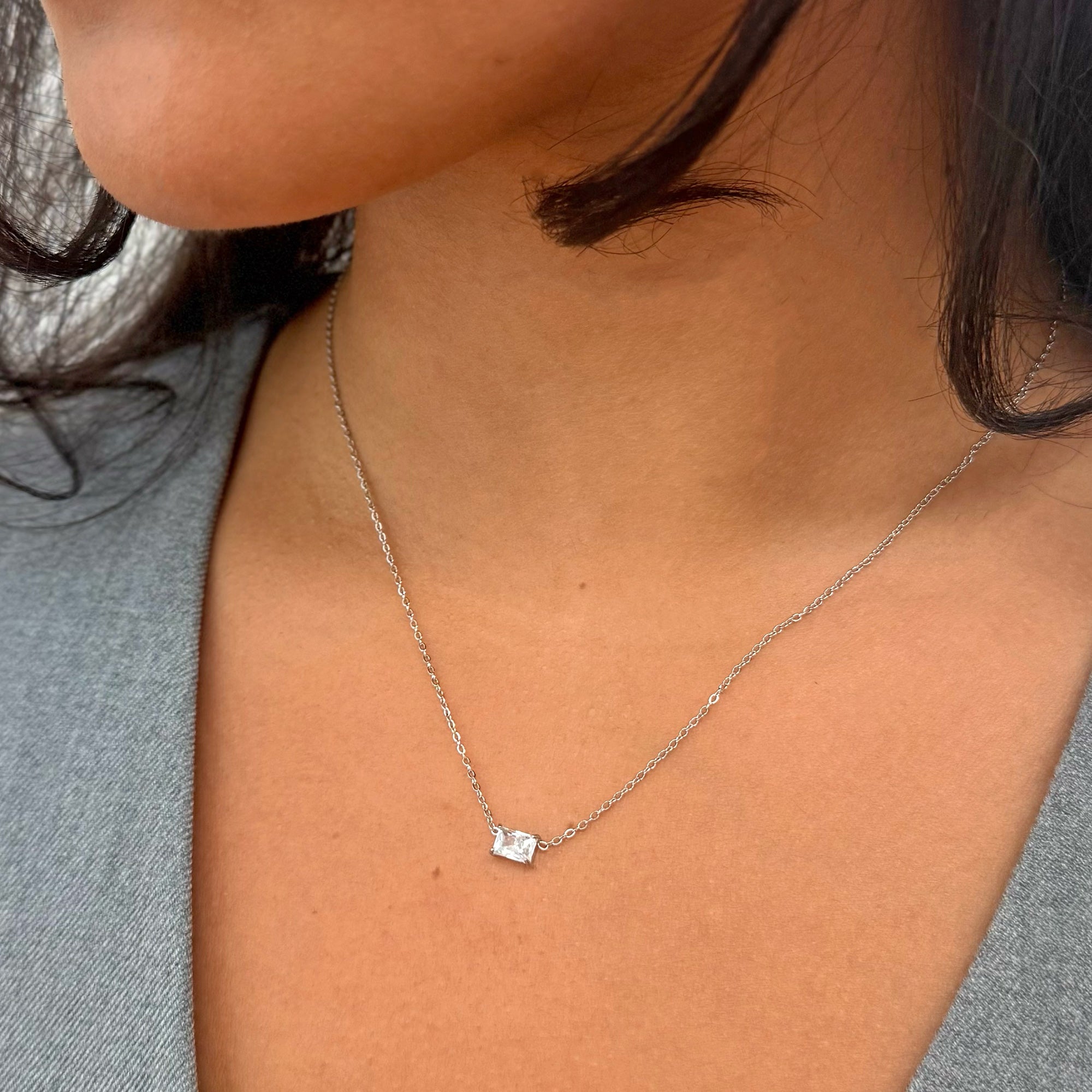 PEYTON SILVER DAINTY EMERALD CZ DIAMOND PENDANT NECKLACE