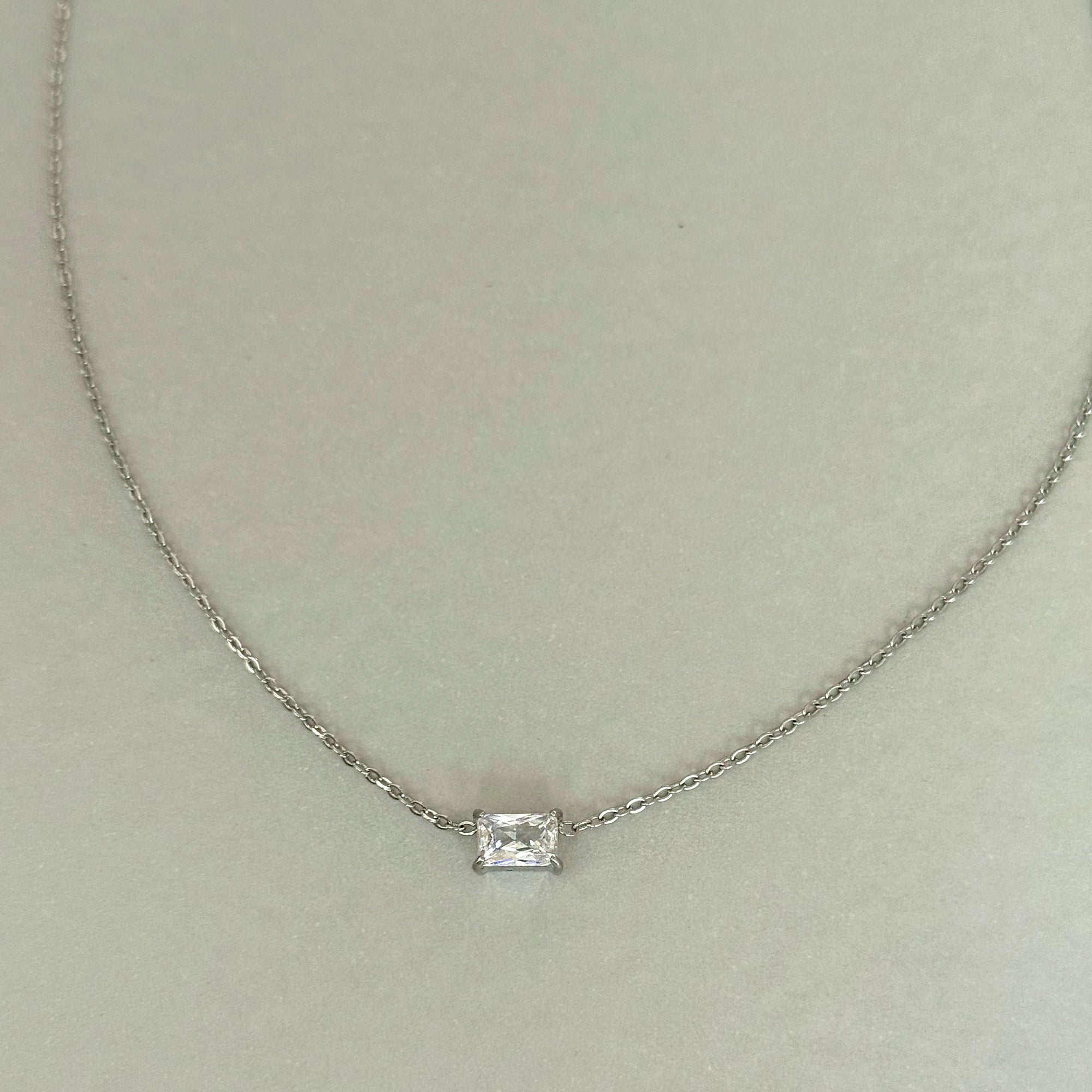 PEYTON SILVER DAINTY EMERALD CZ DIAMOND PENDANT NECKLACE