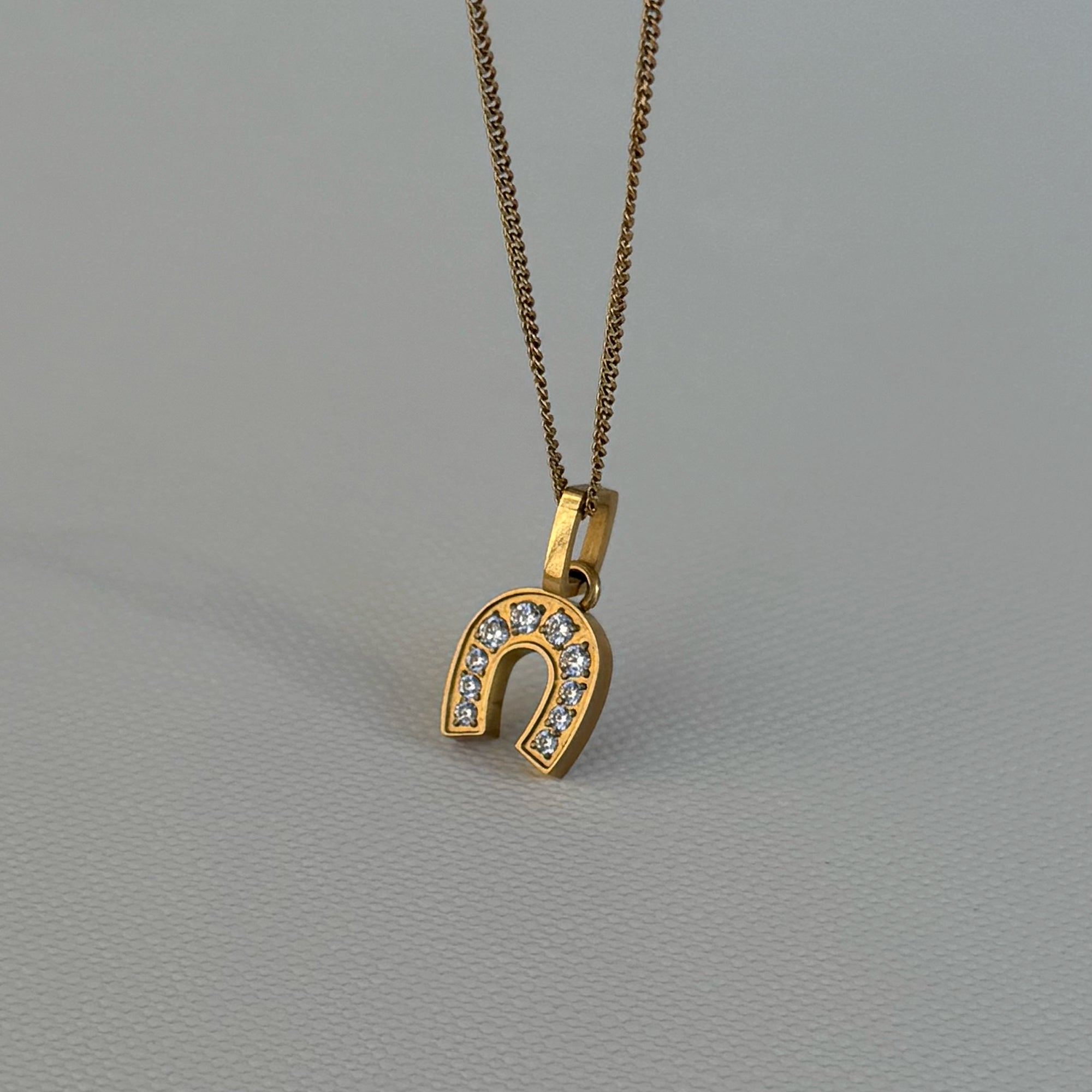 Heidi Dainty Gold Horse Shoe Pendant Necklace - Waterproof Jewelry