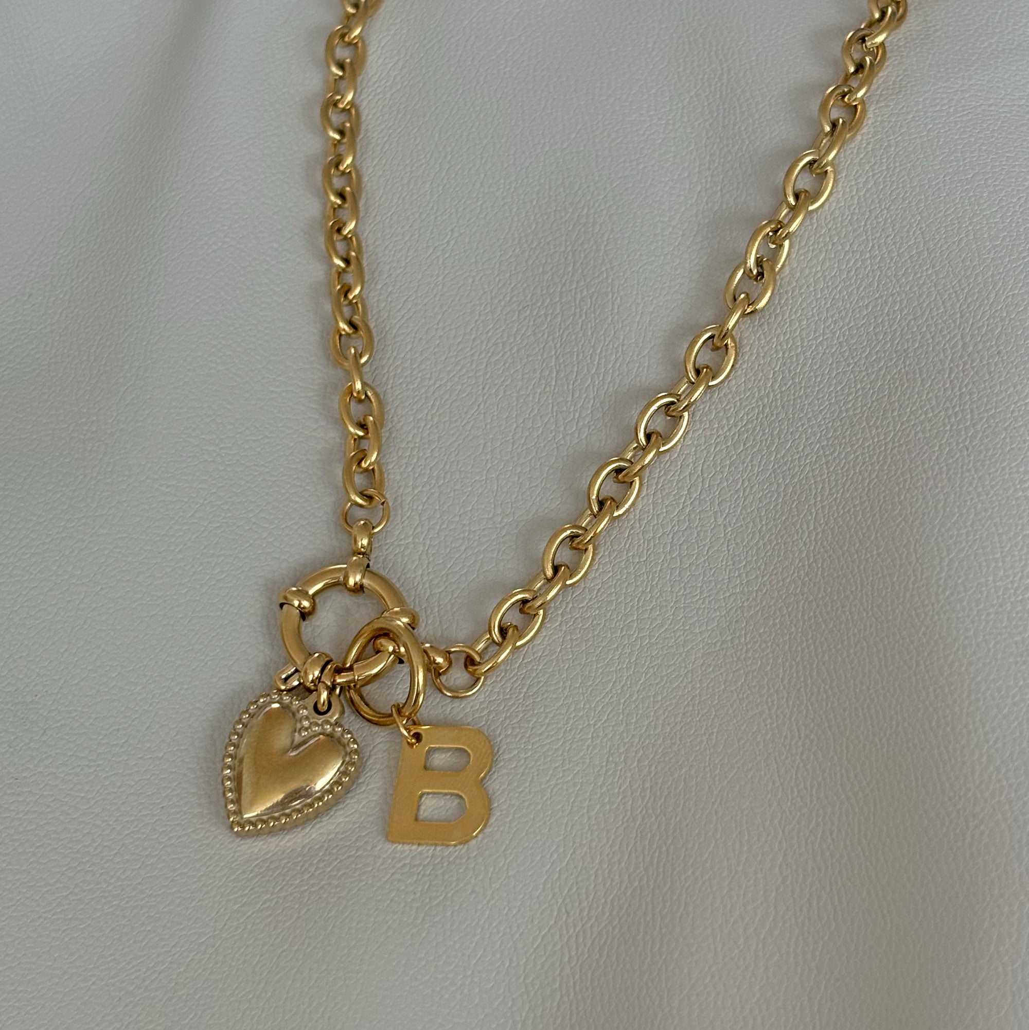 GOLD LACE HEART PENDANT CHARM