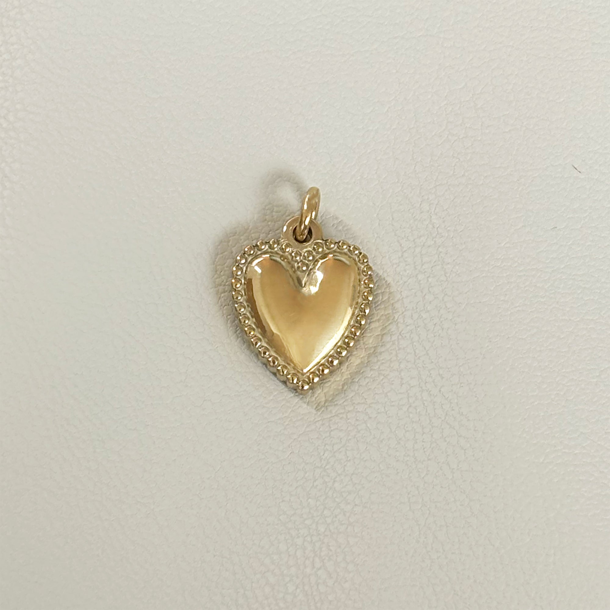 GOLD LACE HEART PENDANT CHARM