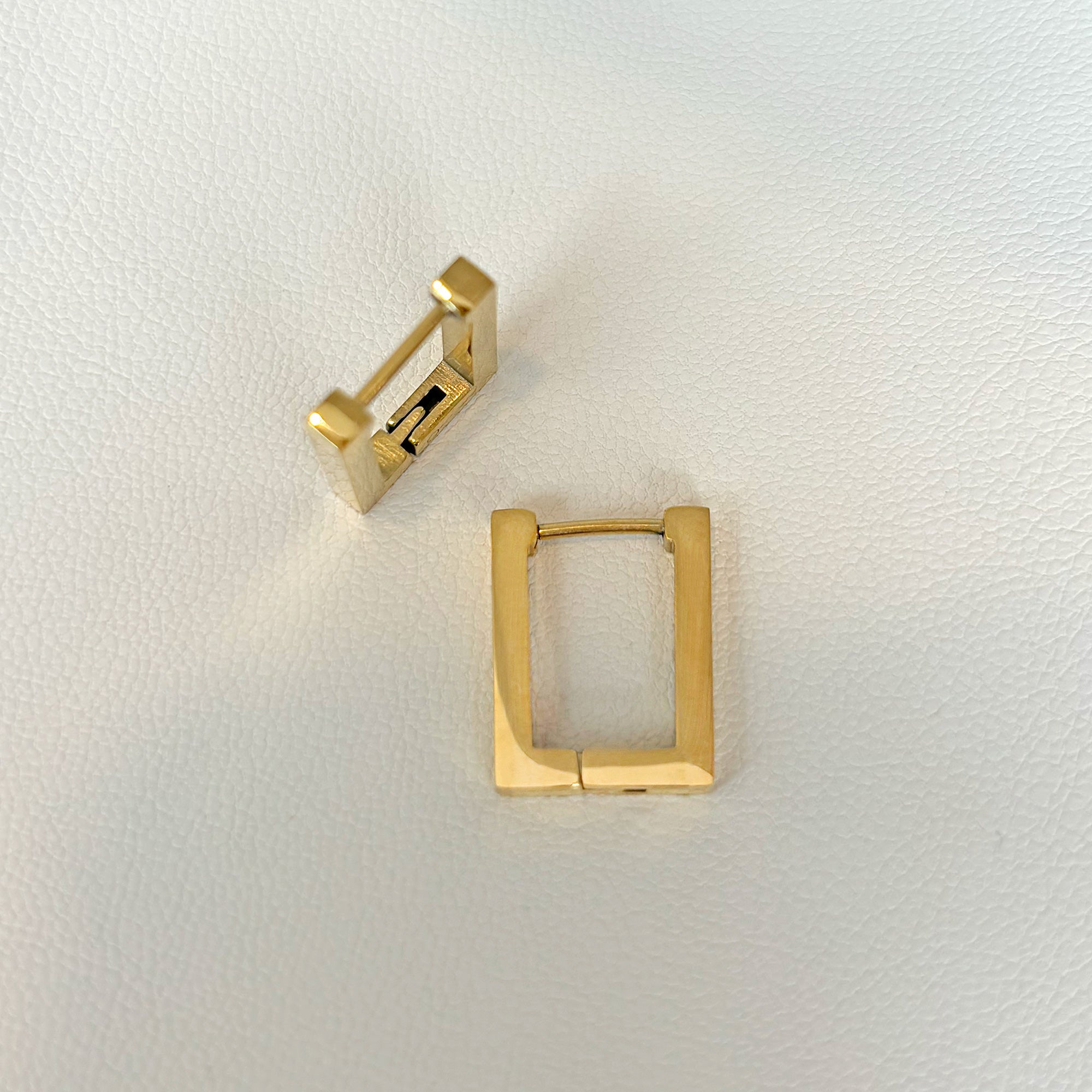 ELODIE GOLD RECTANGLE EARRINGS