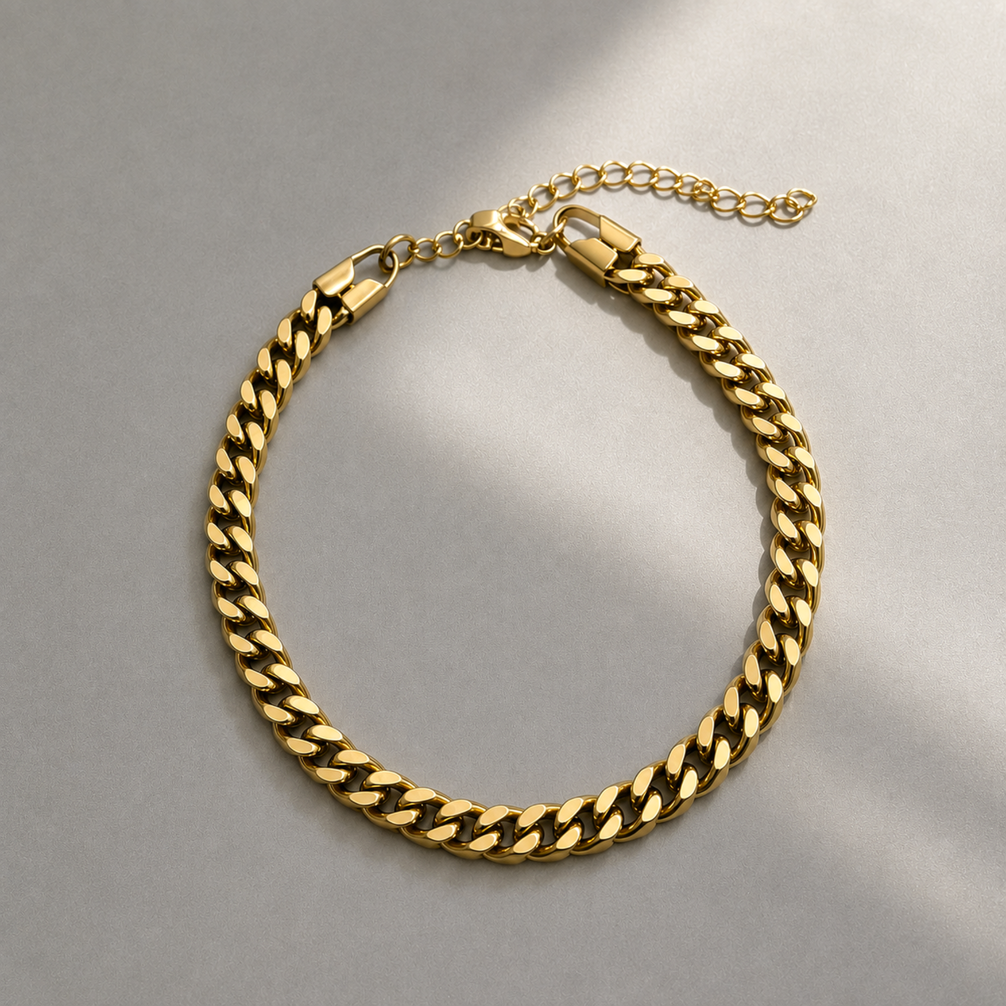 GOLD BOX CUBAN CURB CHAIN BRACELET - SAMPLE