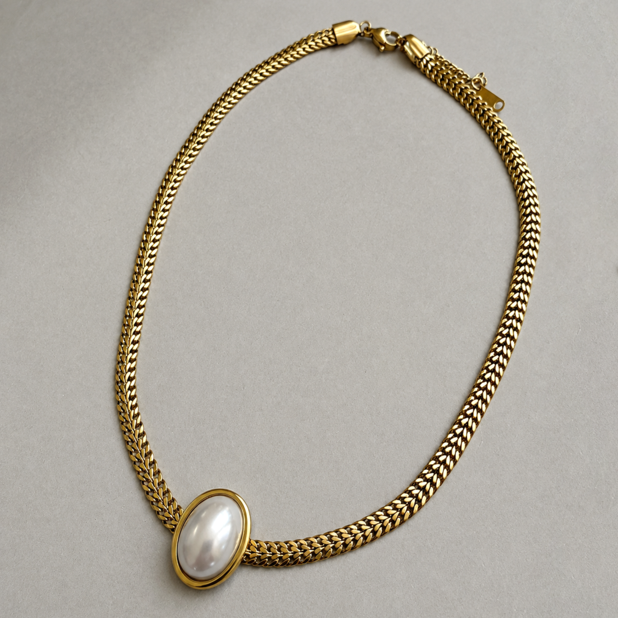 OVAL PEARL MESH CHAIN NECKLACE - GOLD - SAMPLE