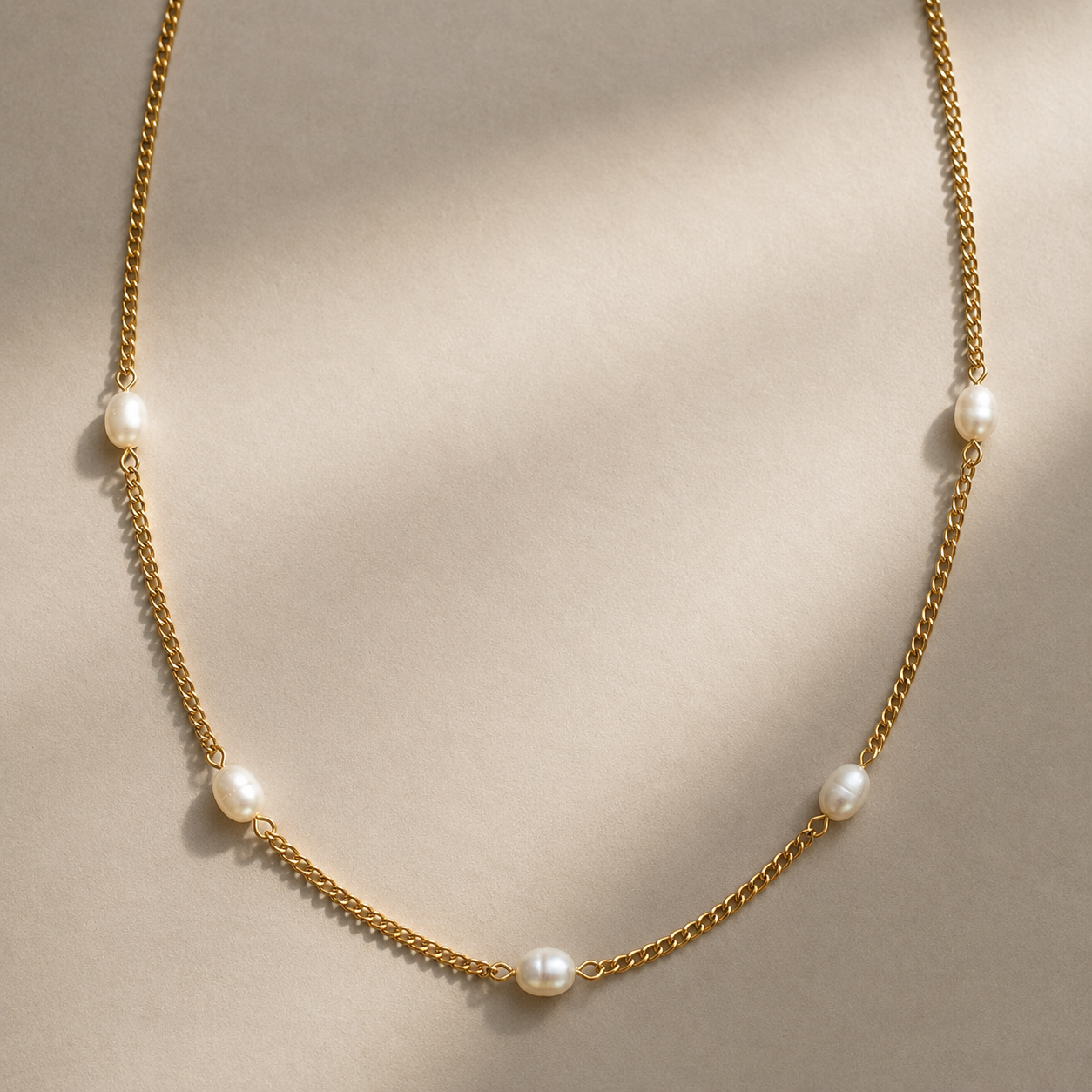 PEARL STATION CHAIN NECKLACE - GOLD - SAMPLE