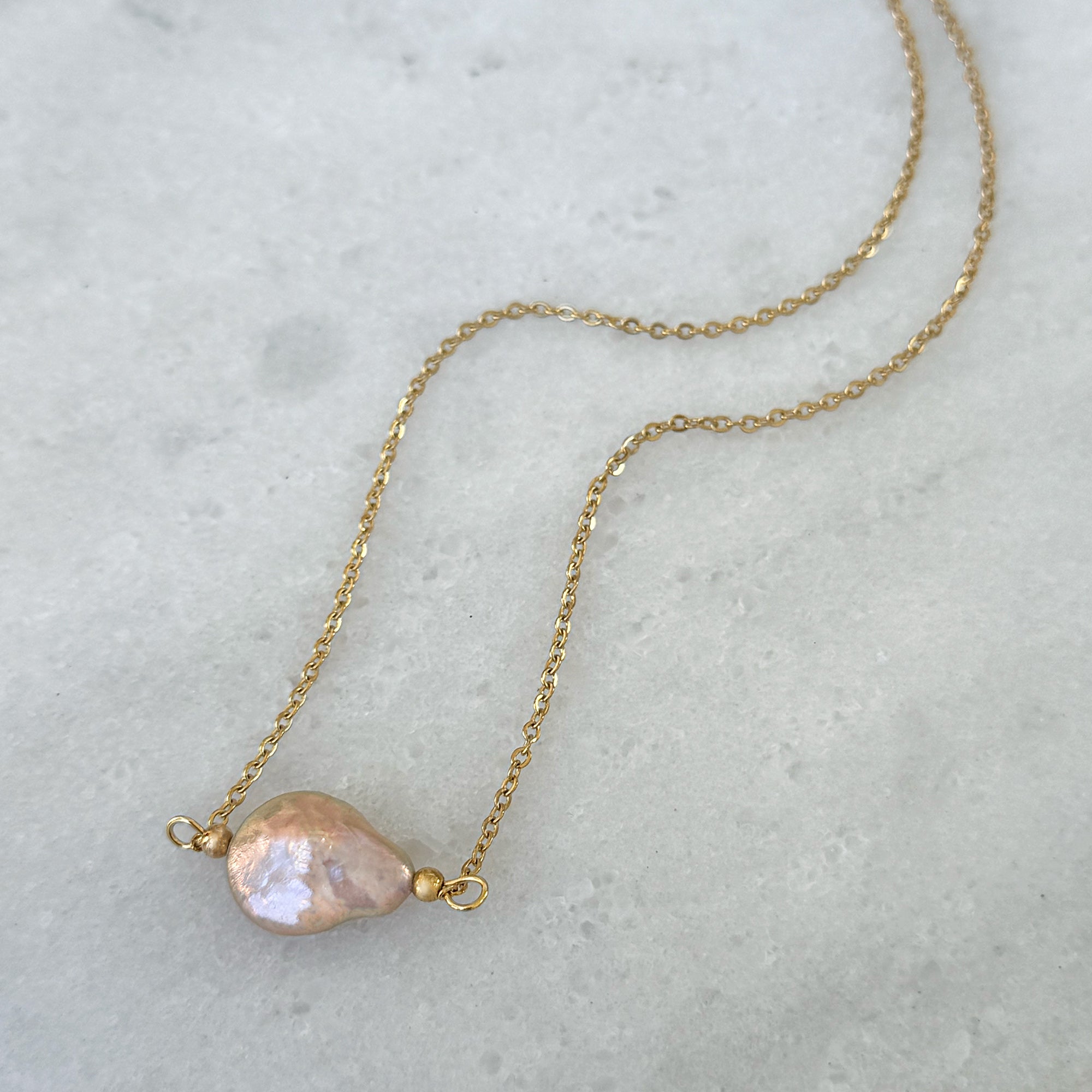 SERENA PINK PEARL PENDANT NECKLACE SAMPLE