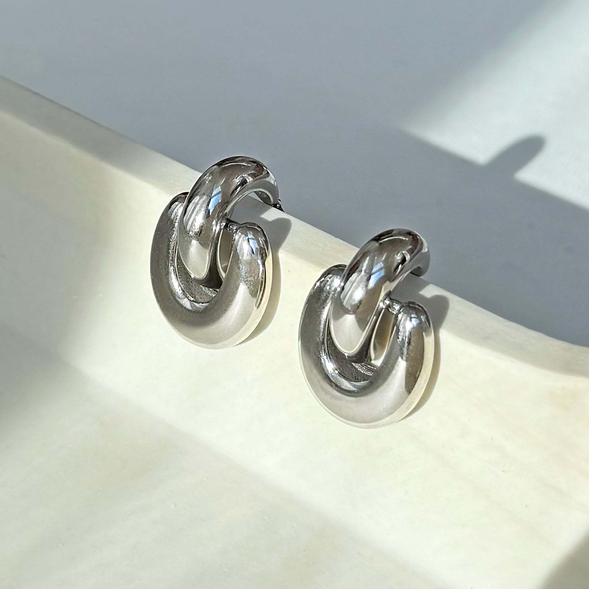 【DEPT】Silver&Gold Mini-Knocker Earring Mini Knockers - Silver – BX Glow