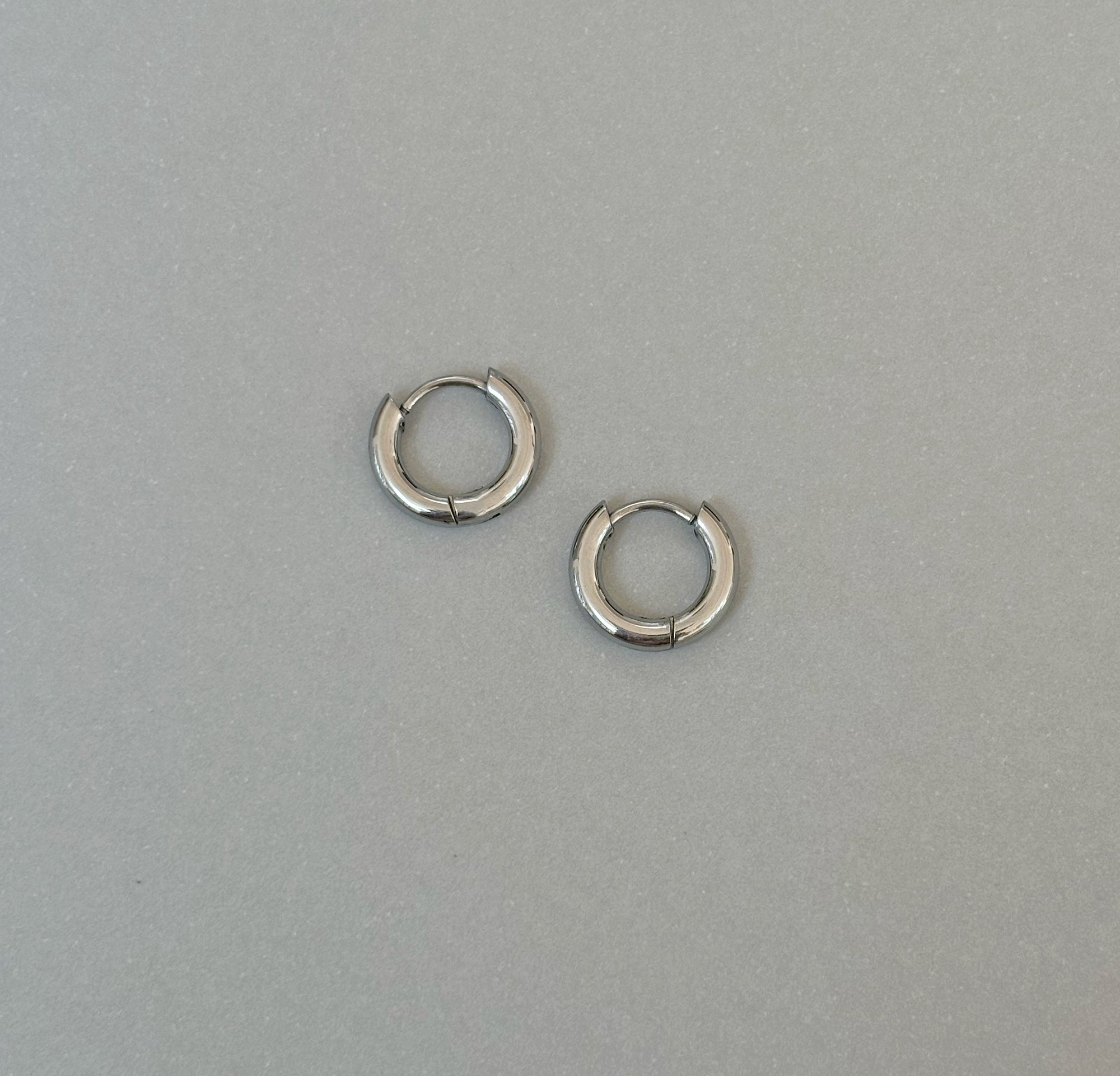 SMALL SILVER HUGGIE HOOP EARRINGS - SAMPLE