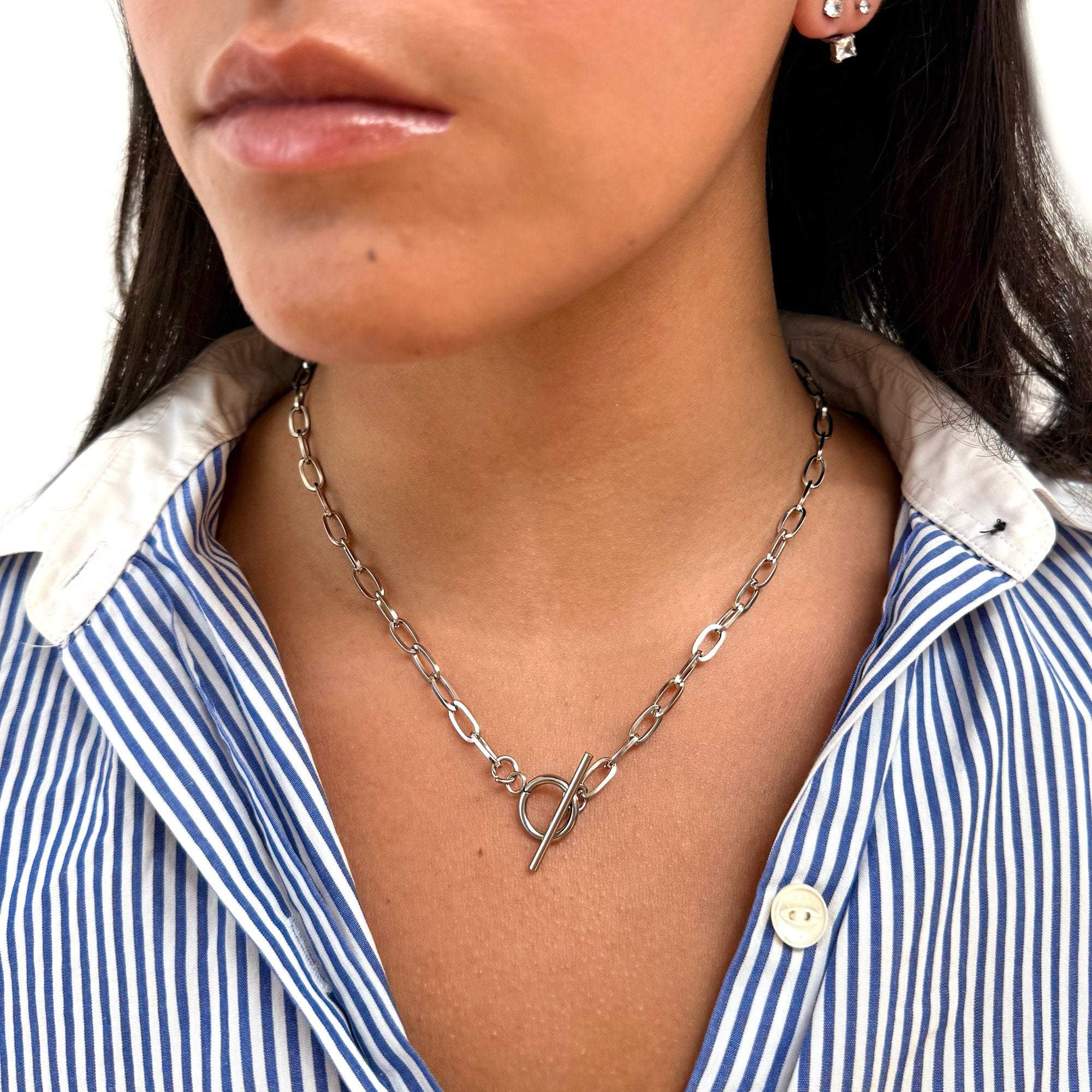 model wearing silver-toggle-chain-necklace waterproof jewelry