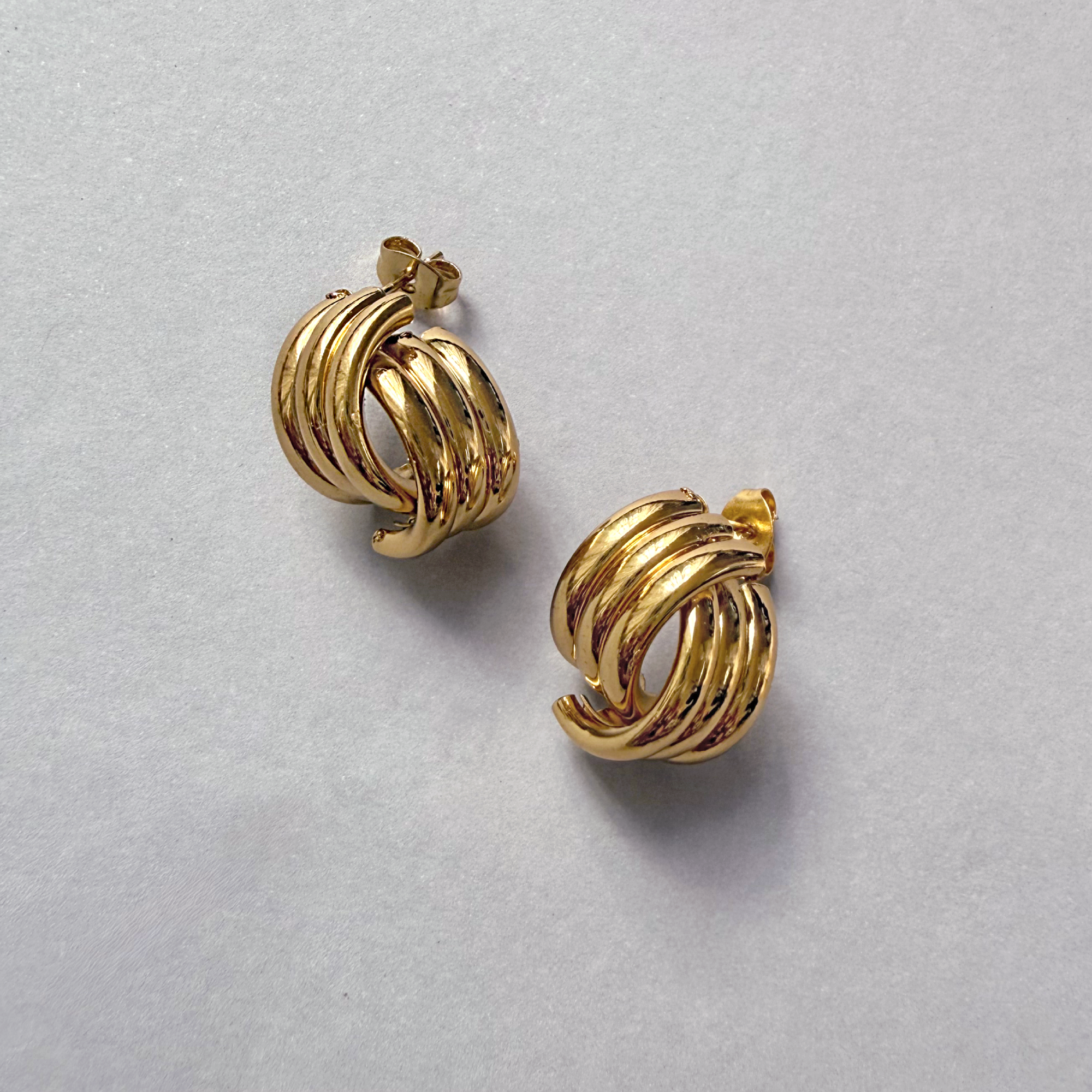 GOLD SMALL TWISTED KNOT STUD EARRINGS - SAMPLE