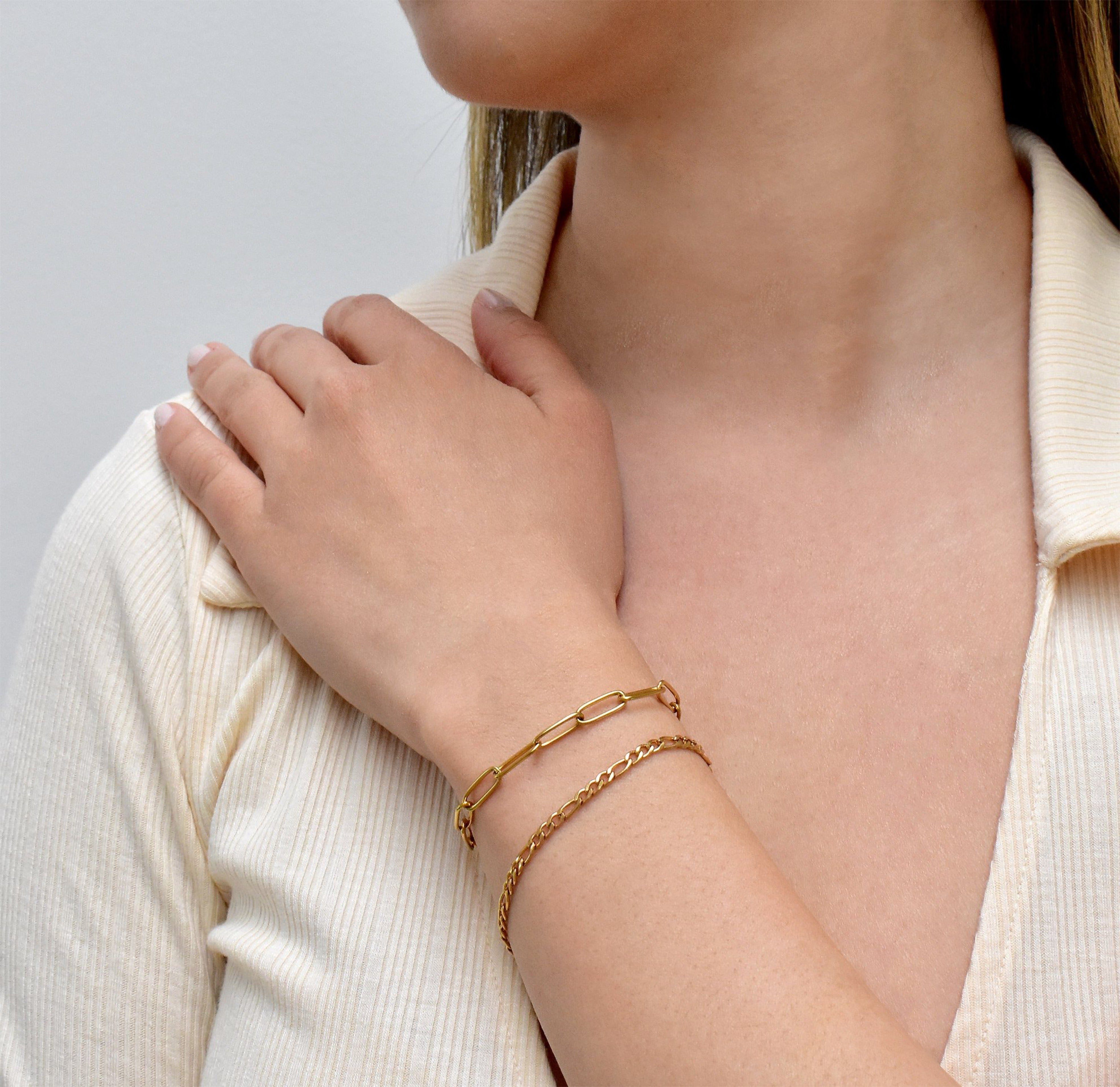 dainty gold bracelets